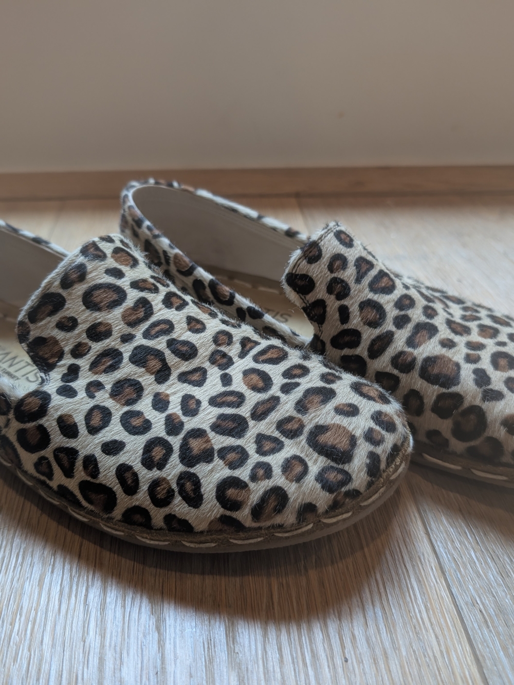 Atlantis Handmade Barefoot Shoes